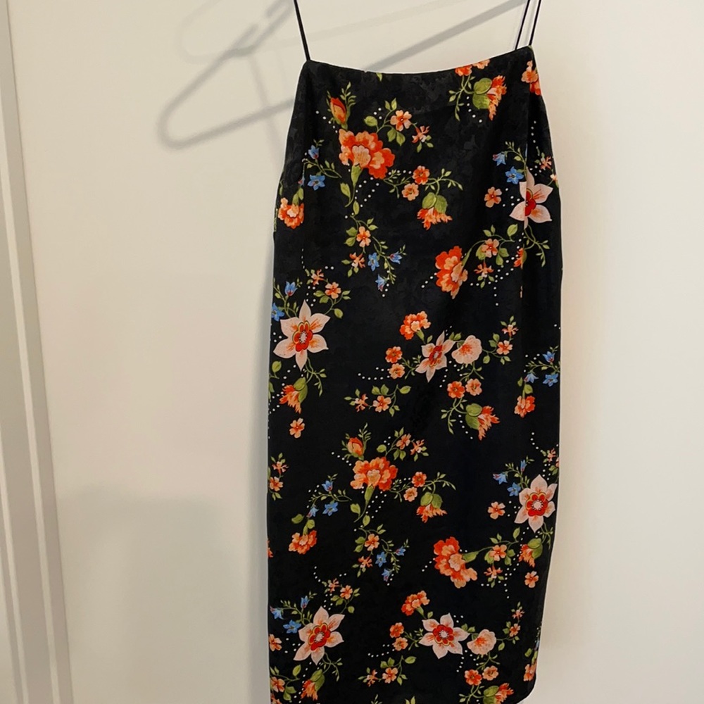 Floral dress, never worn